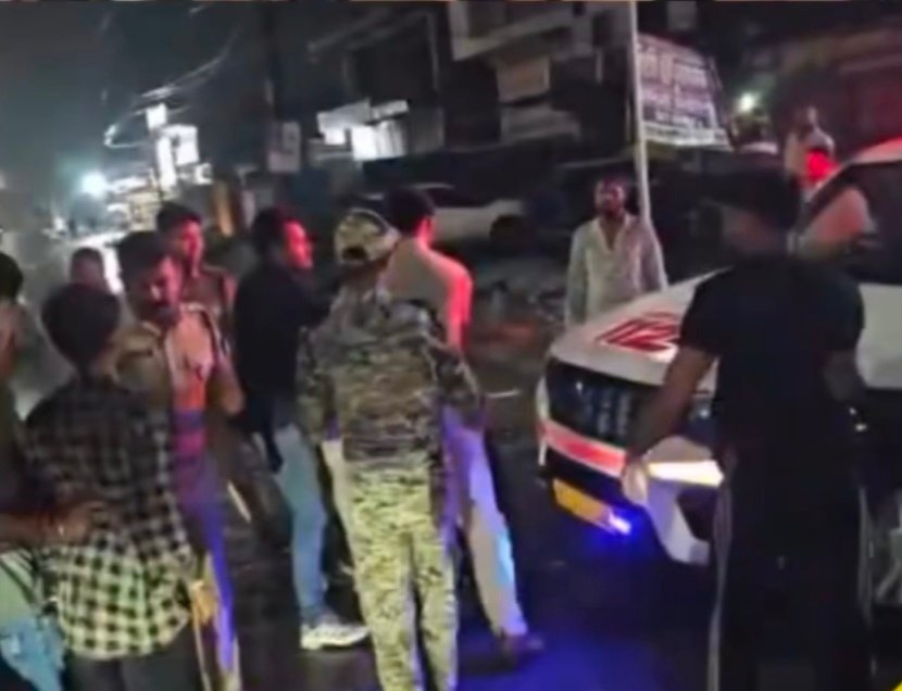 Rewa news: नेशनल हॉस्पिटल की लिफ्ट गिरने से मरीज की मौत, परिजनों का भारी हंगामा; पुलिस पर मारपीट और घसीटने का आरोप 3 Rewa news